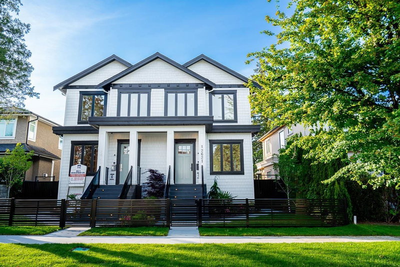 2621 Mcbain Avenue