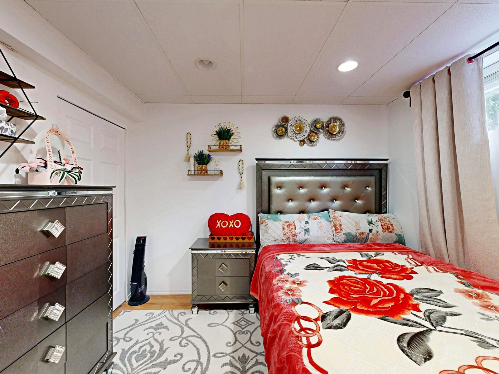 Listing Image 21