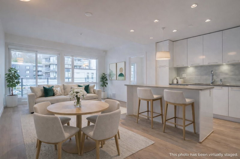 607 - 3488 Sawmill Crescent