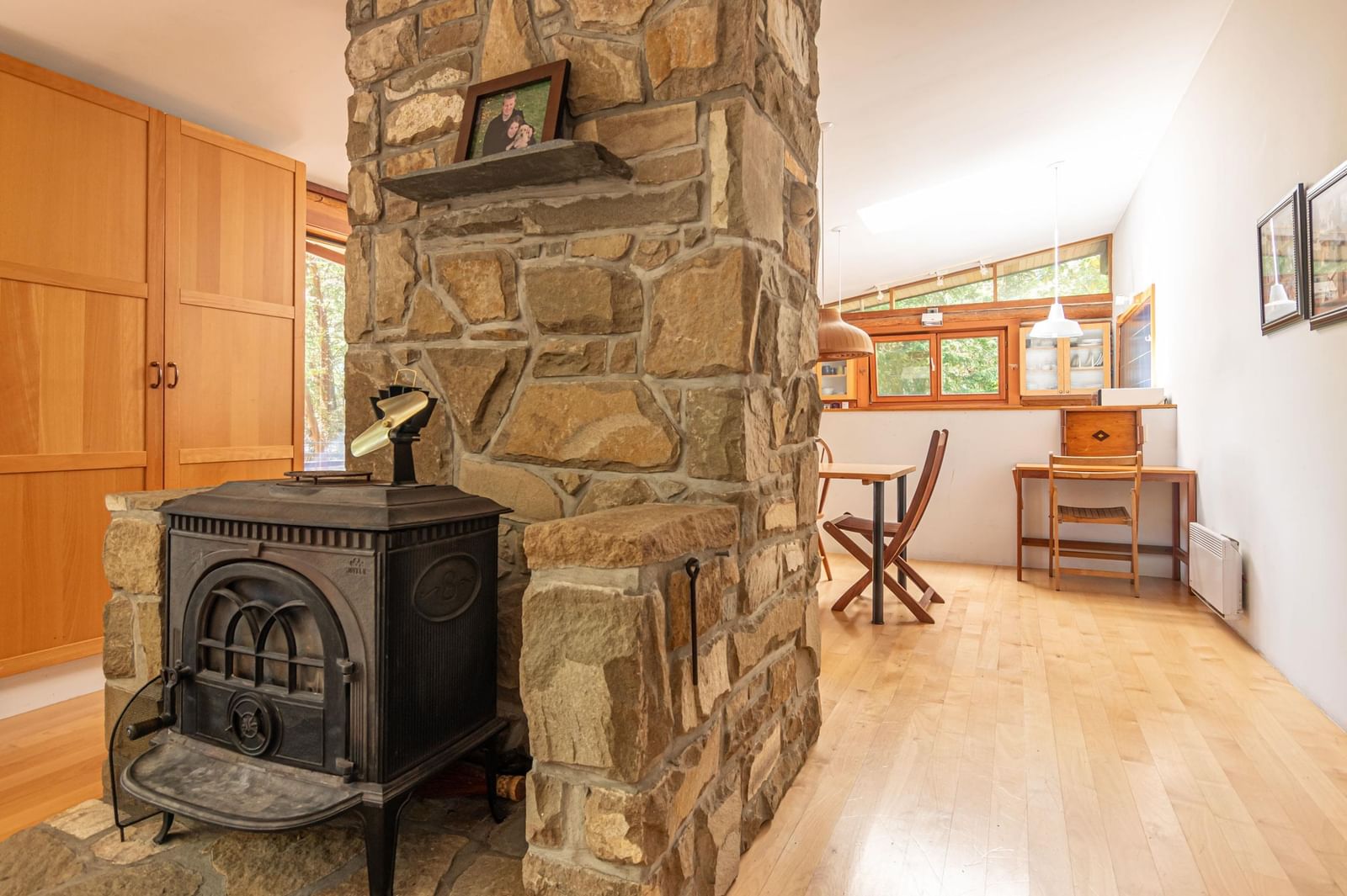 Listing Image 14
