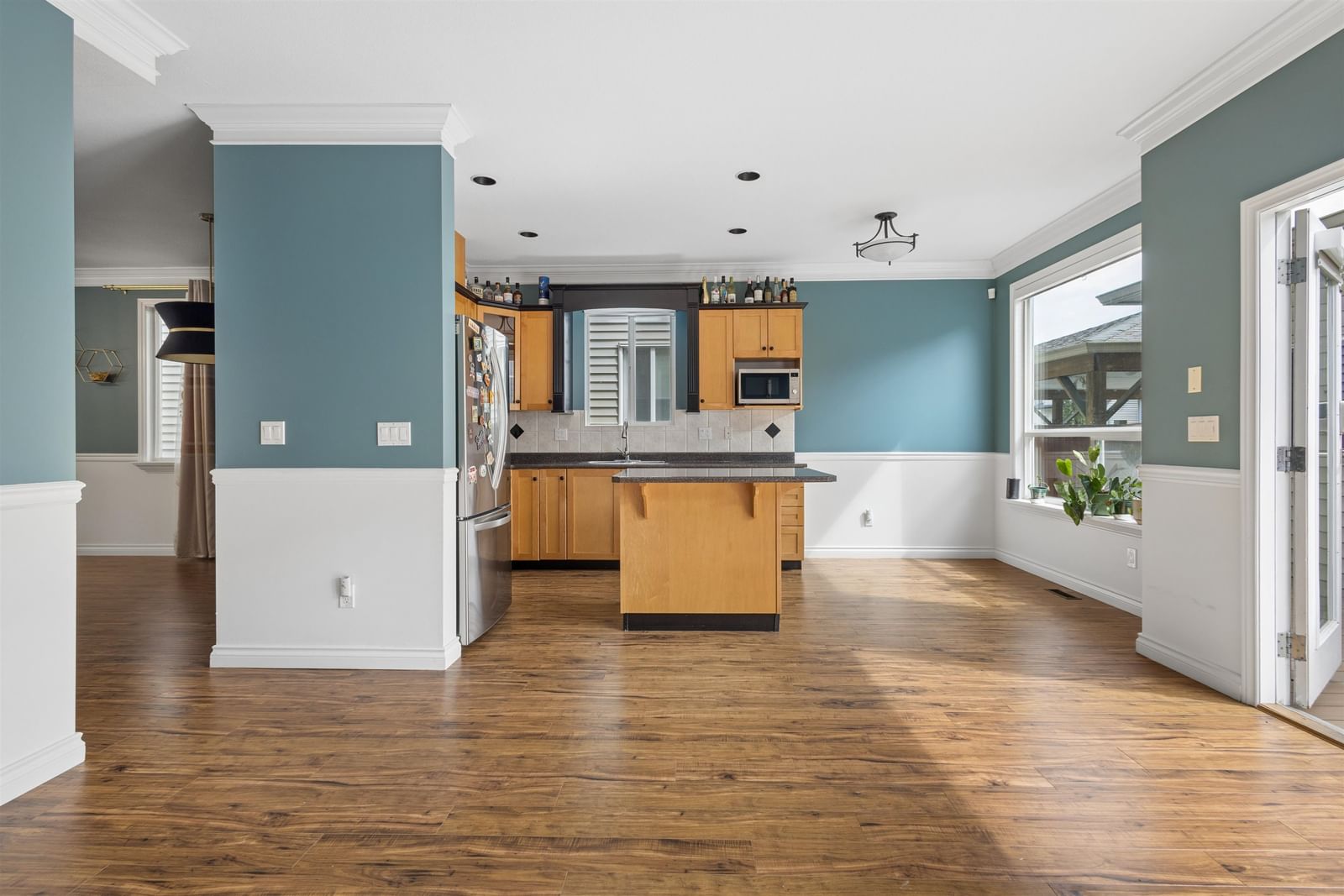 Listing Image 16