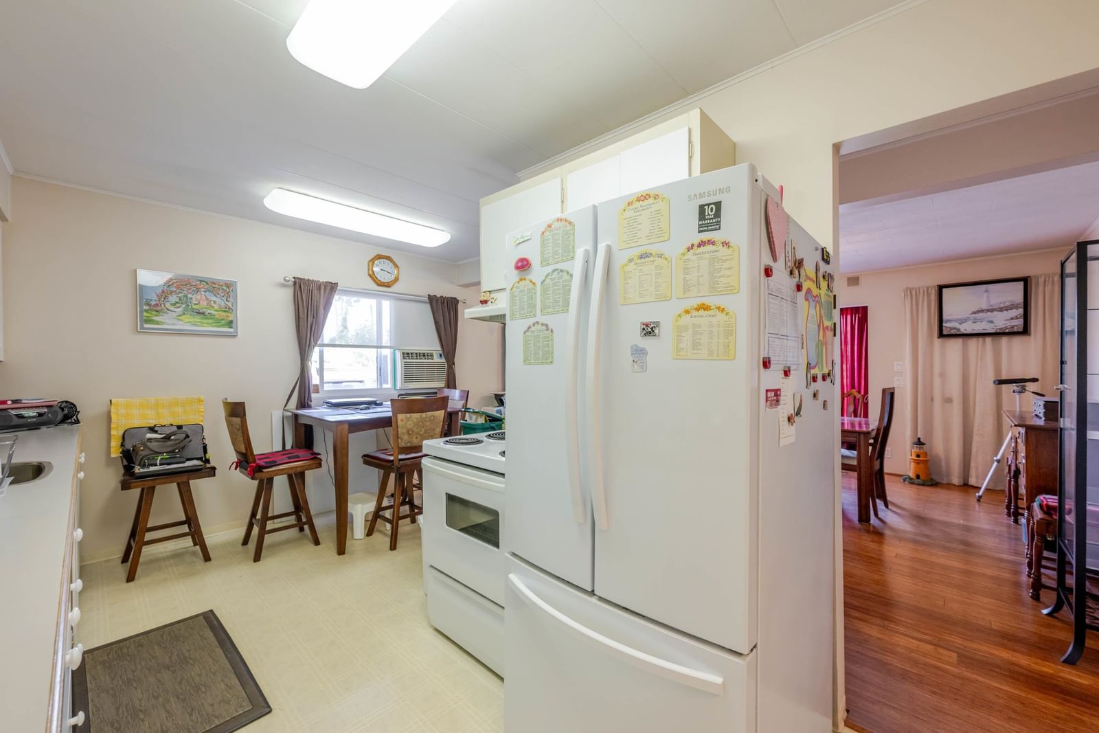 Listing Image 12