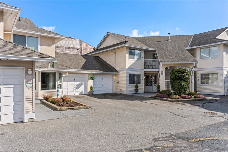 5 - 2475 Emerson Street