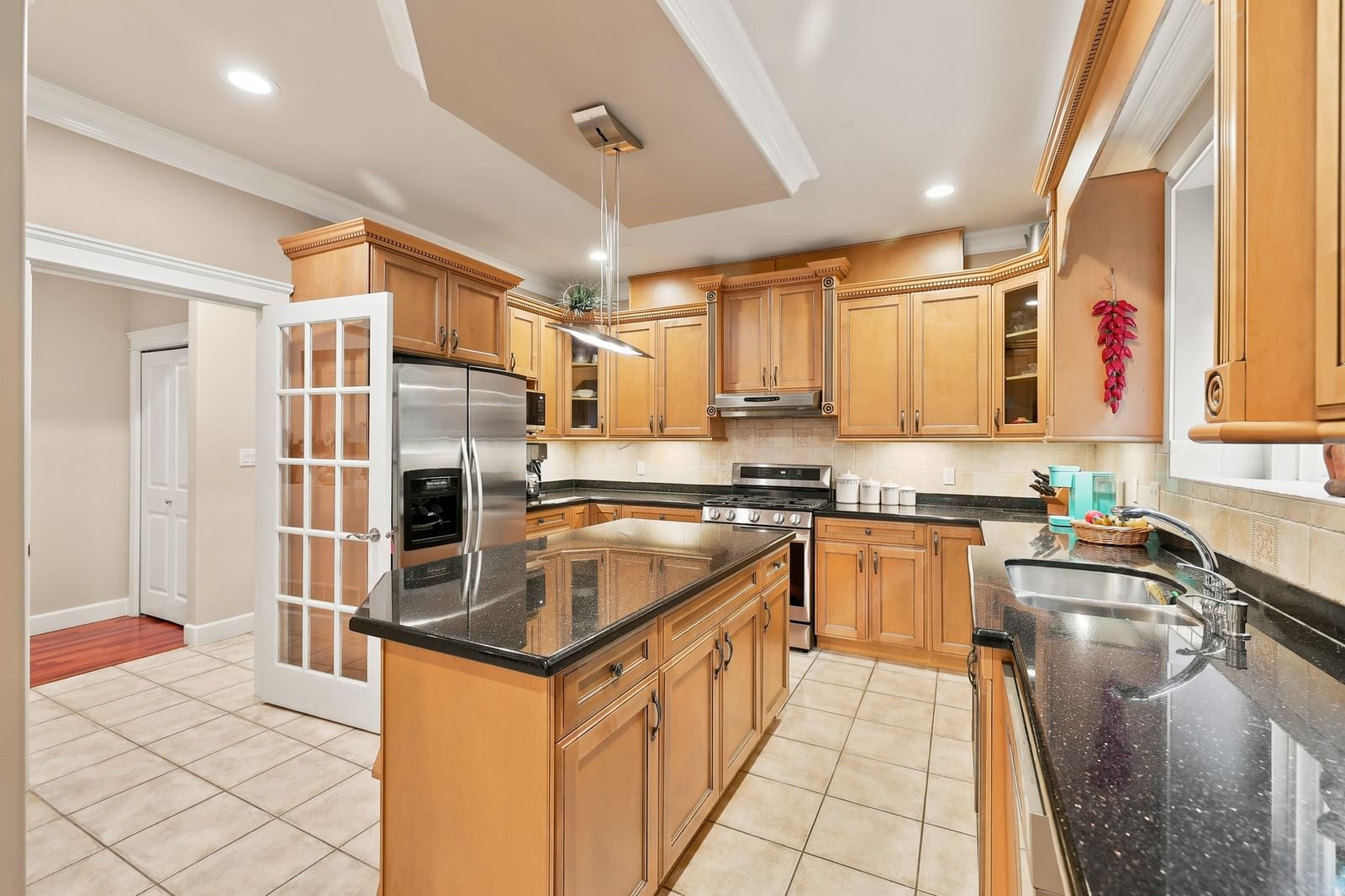 Listing Image 10