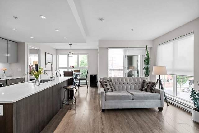324 - 1588 Hastings Street E