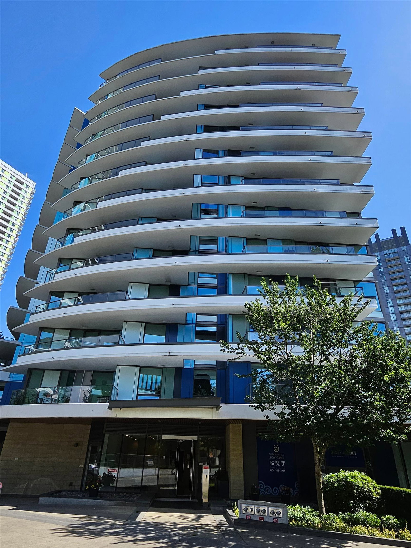 Listing Image 11