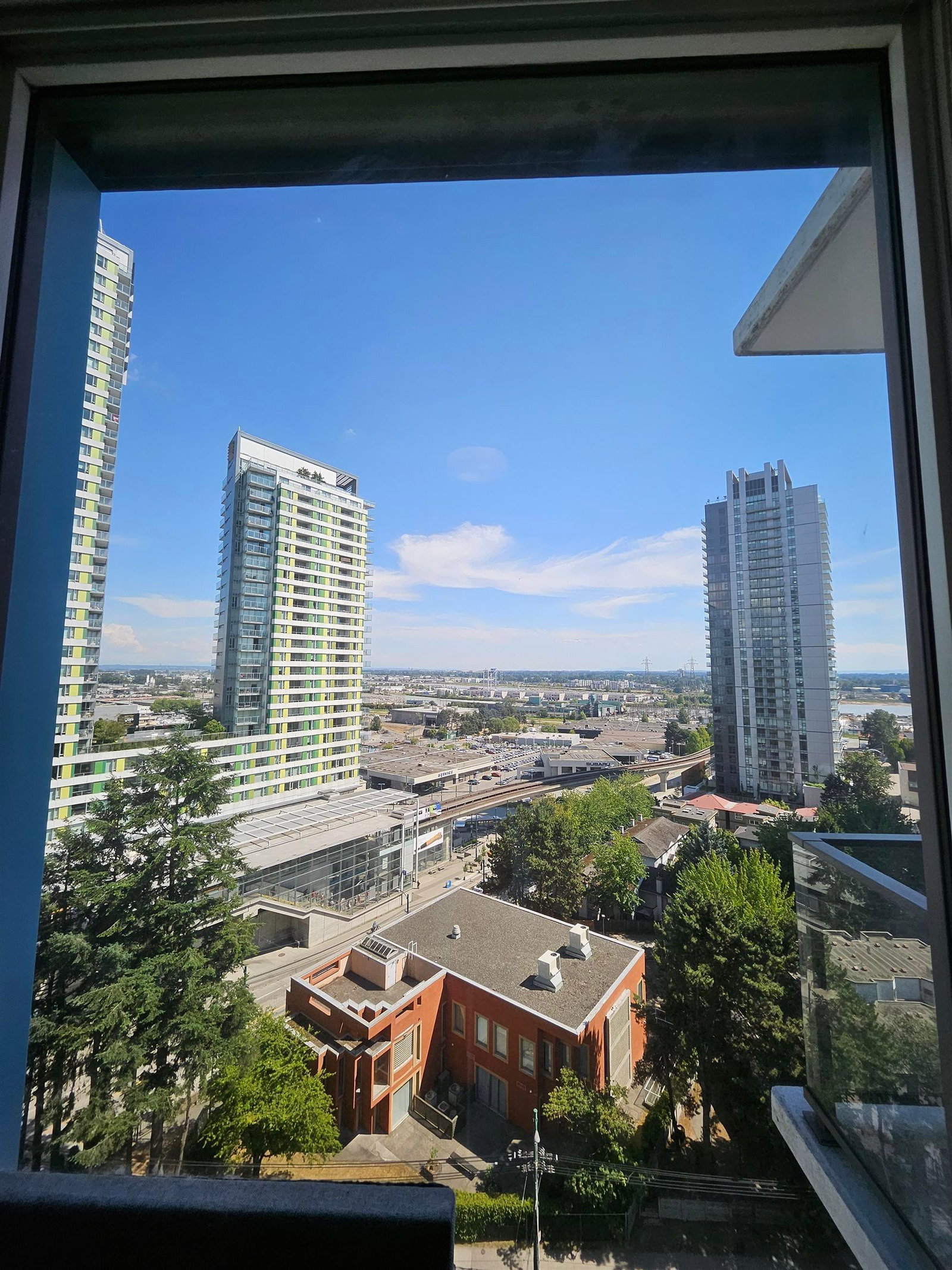 Listing Image 6