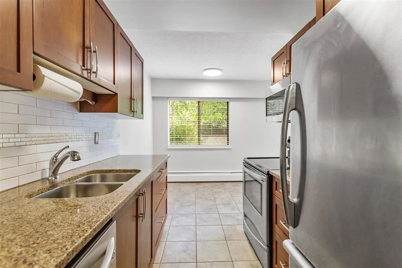 112 - 590 Whiting Way