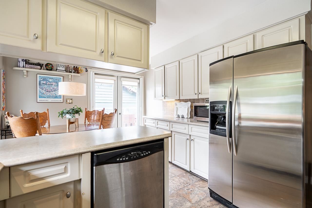 Listing Image 11