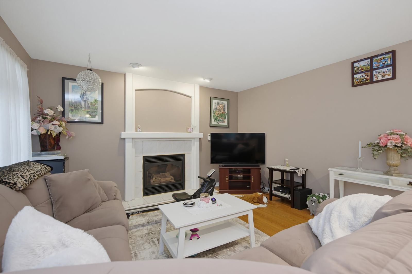 Listing Image 17