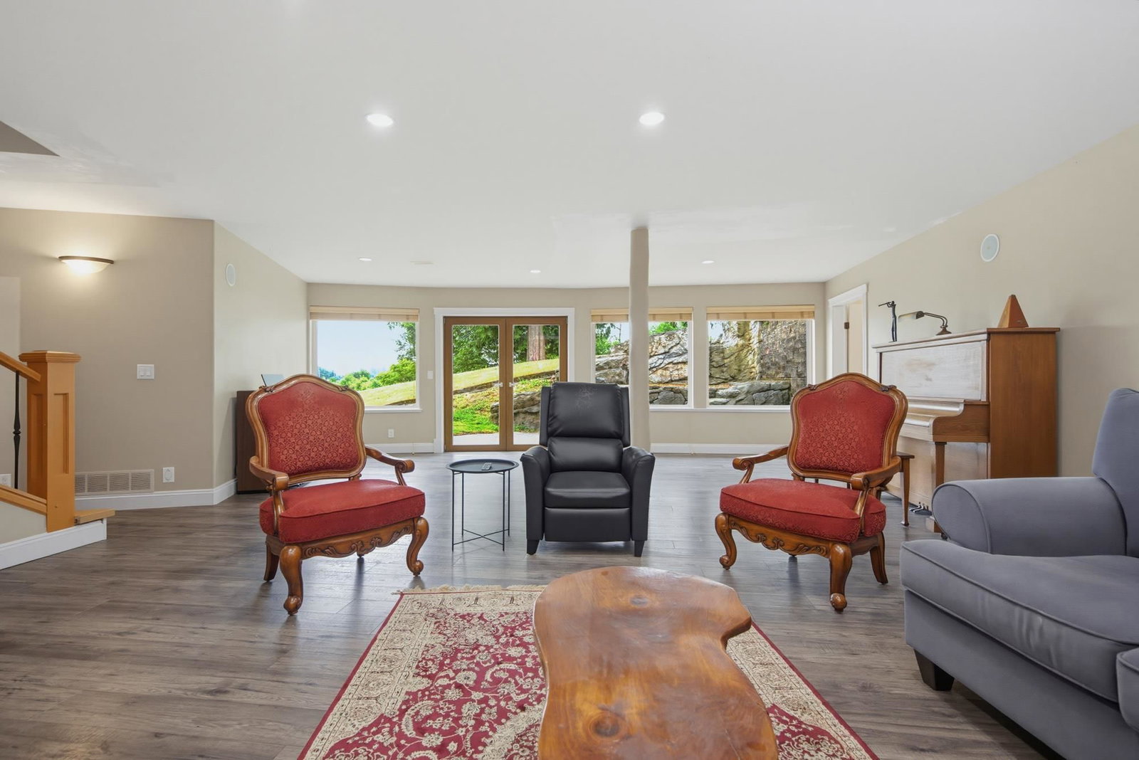 Listing Image 20