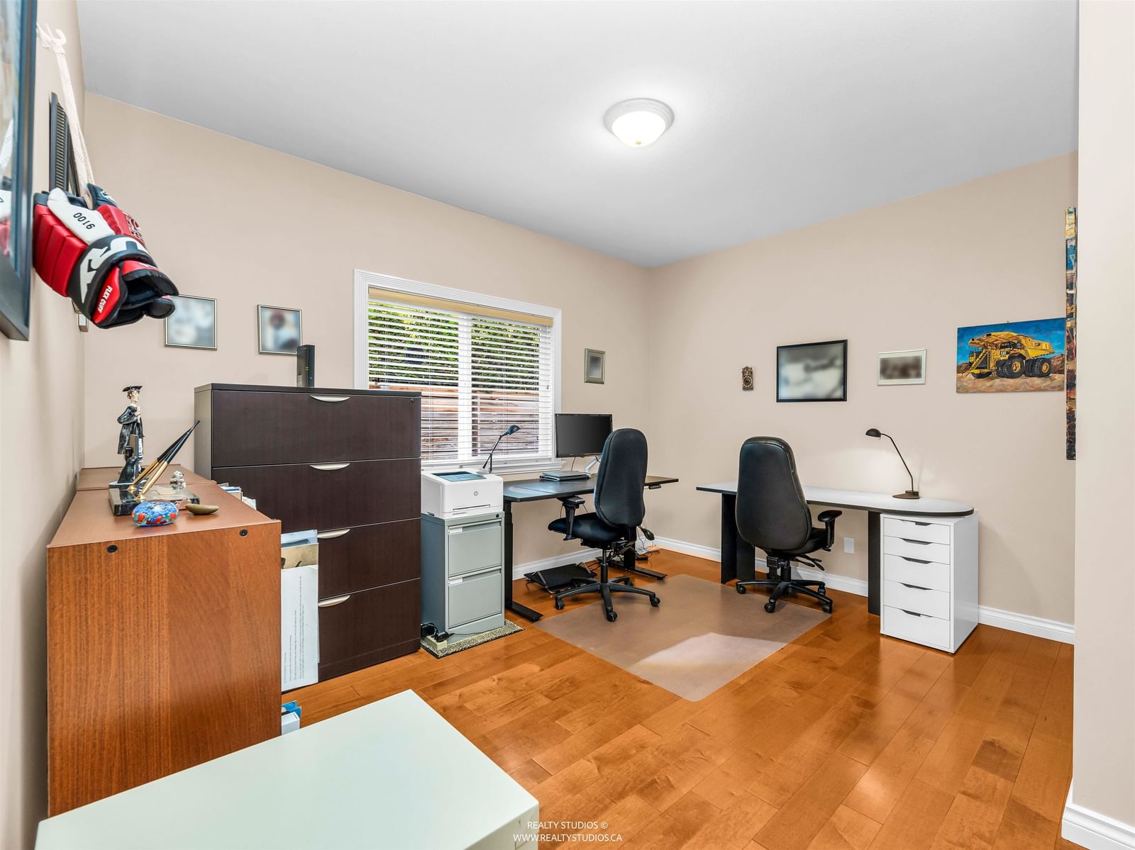 Listing Image 32