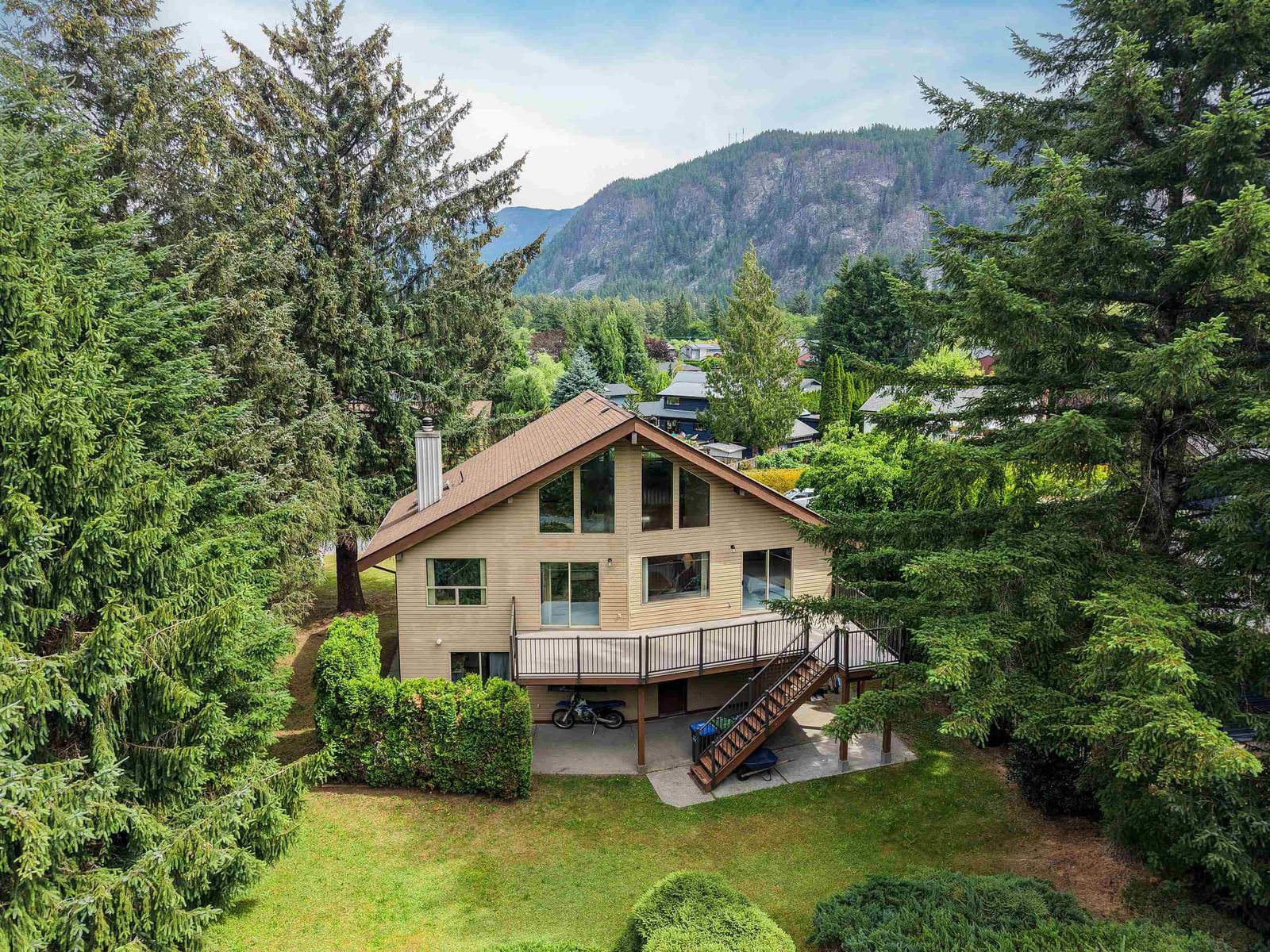 Listing Image 6