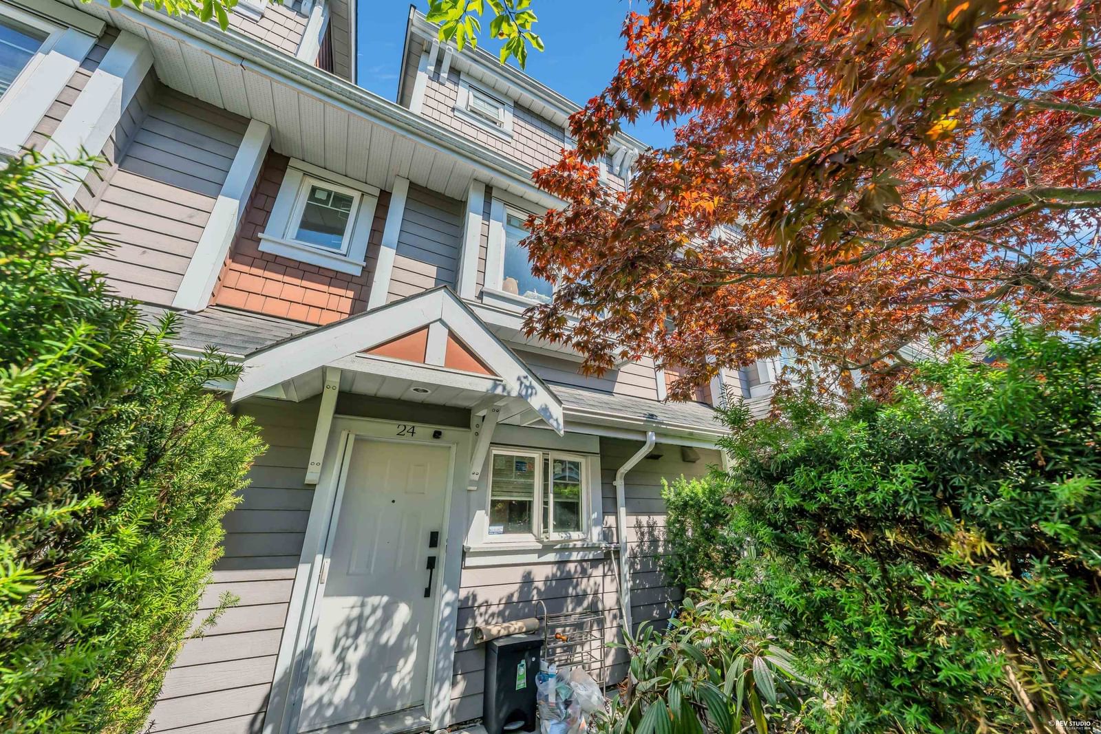 Listing Image 9