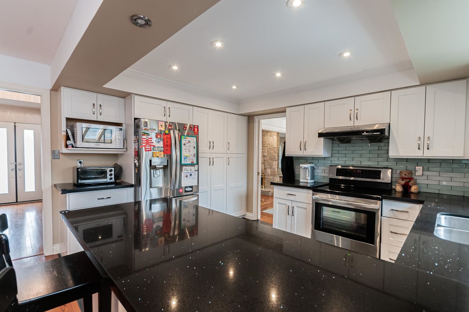 Listing Image 12