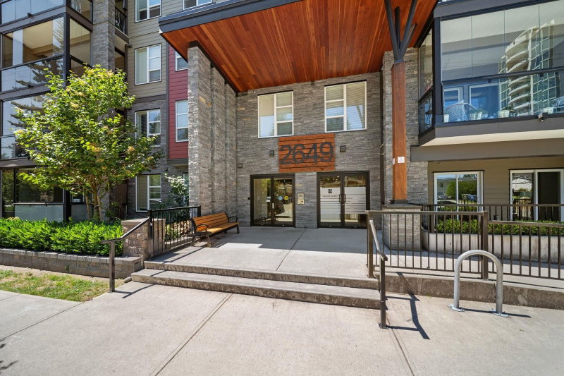410 - 2649 James Street