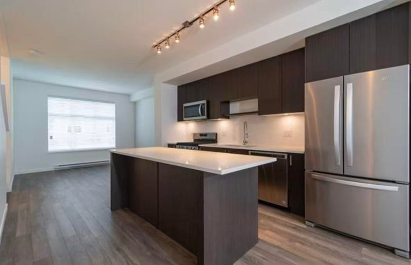 61 - 16678 25 Ave