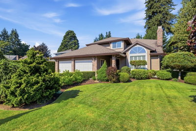 16237 Northglen Place