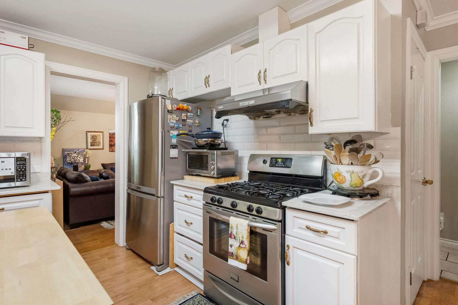 Listing Image 15