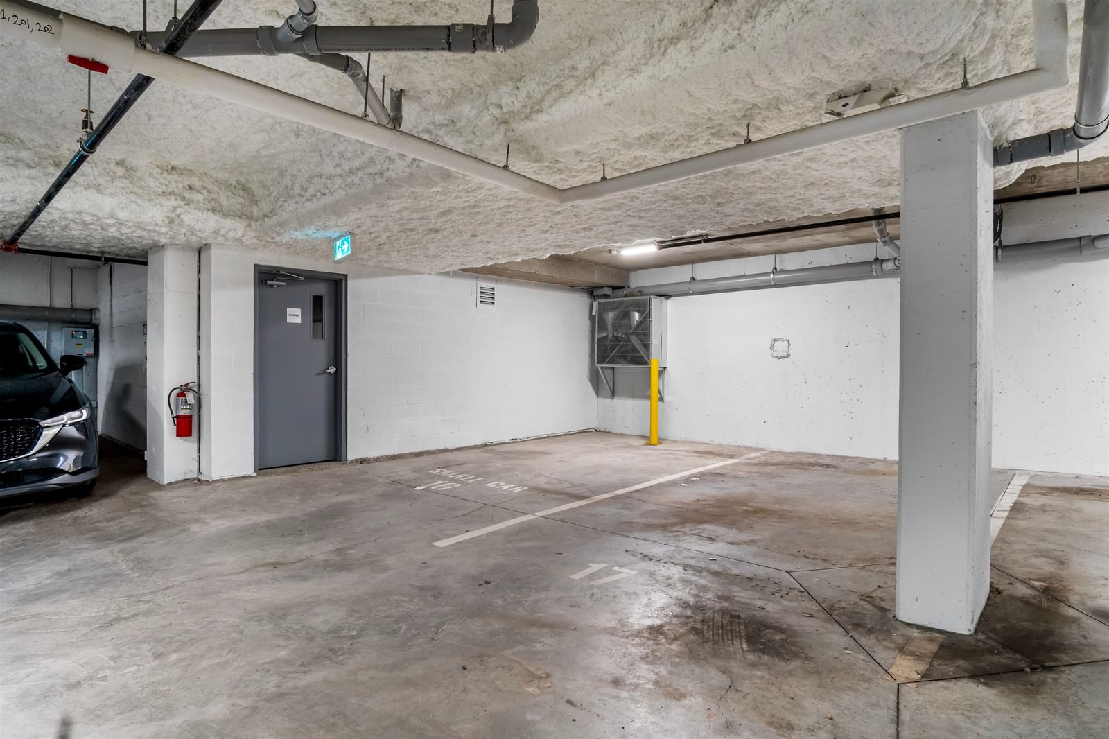 Listing Image 23