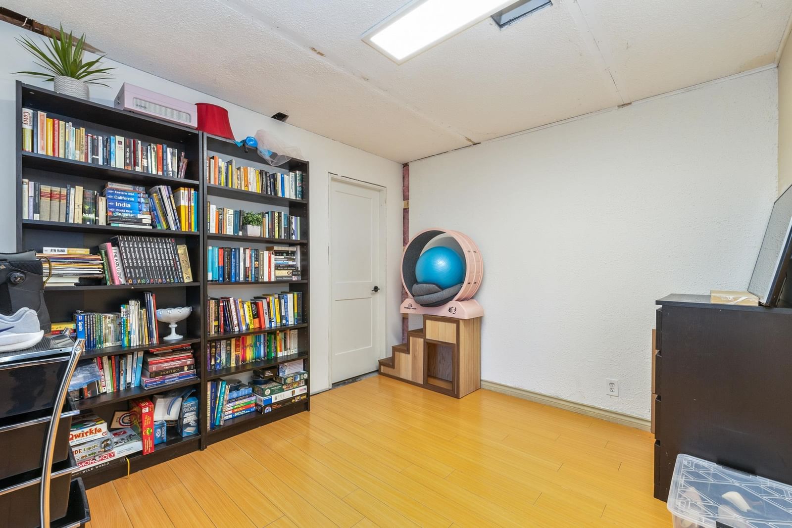 Listing Image 18
