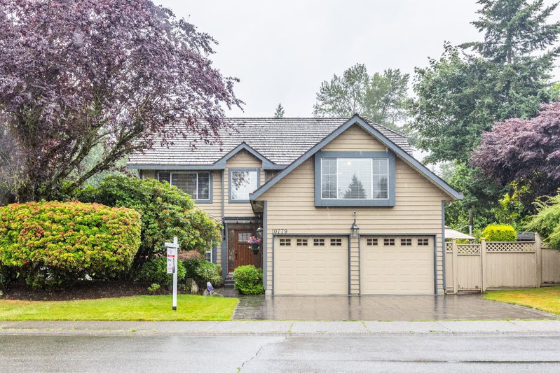 10779 Fraserglen Drive