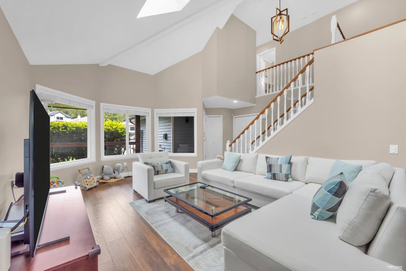 1318 Mclellan Drive