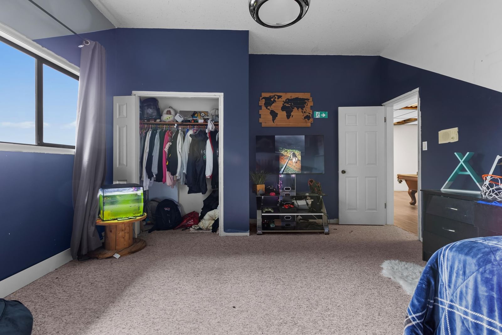 Listing Image 25