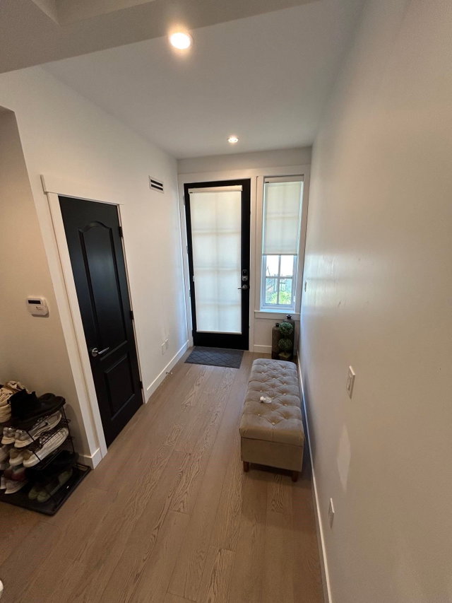 11 - 10495 No. 2 Road