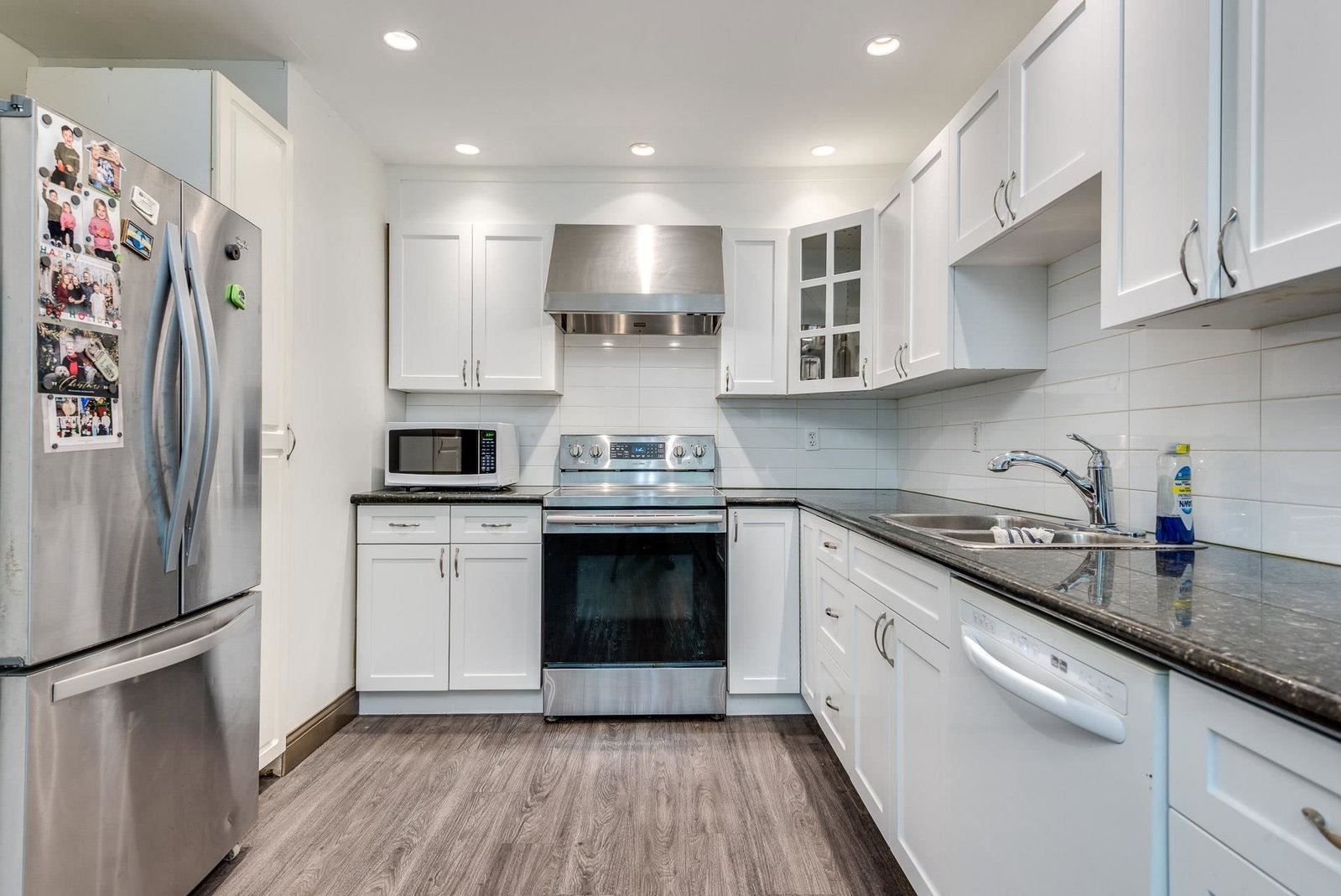 Listing Image 13