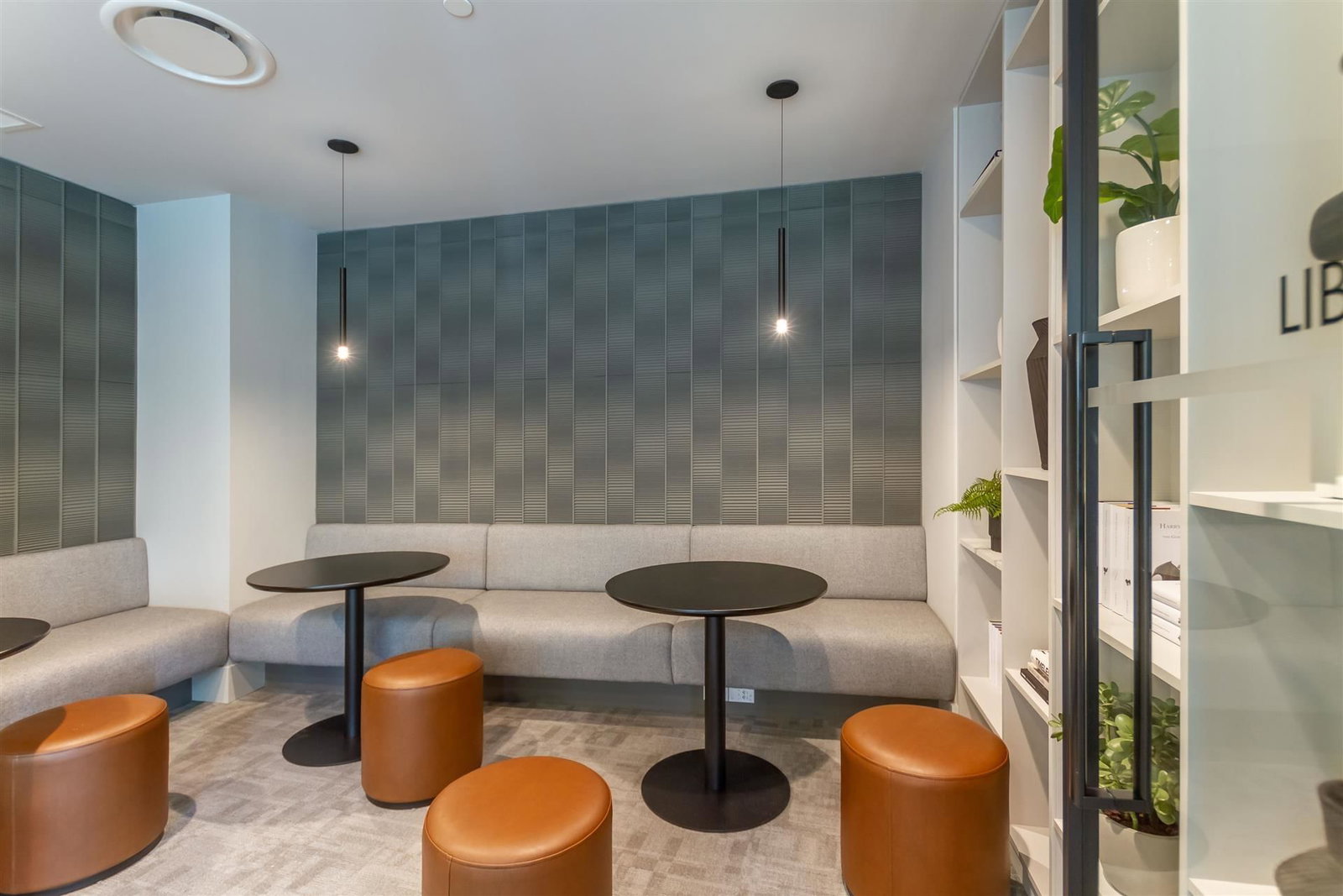 Listing Image 24