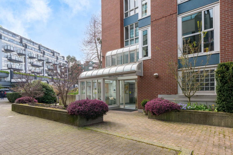 405 - 1502 Island Park Walk