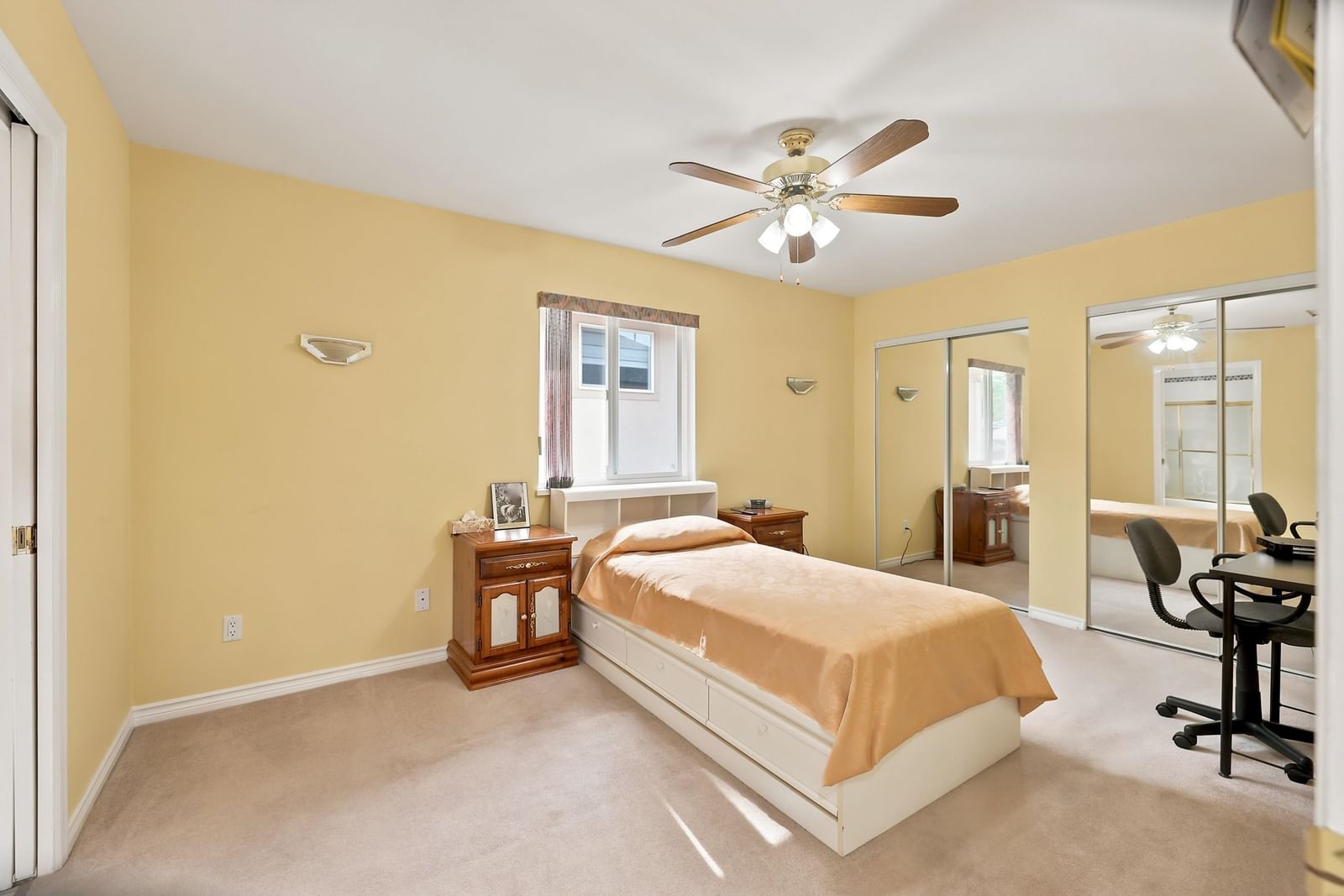 Listing Image 18