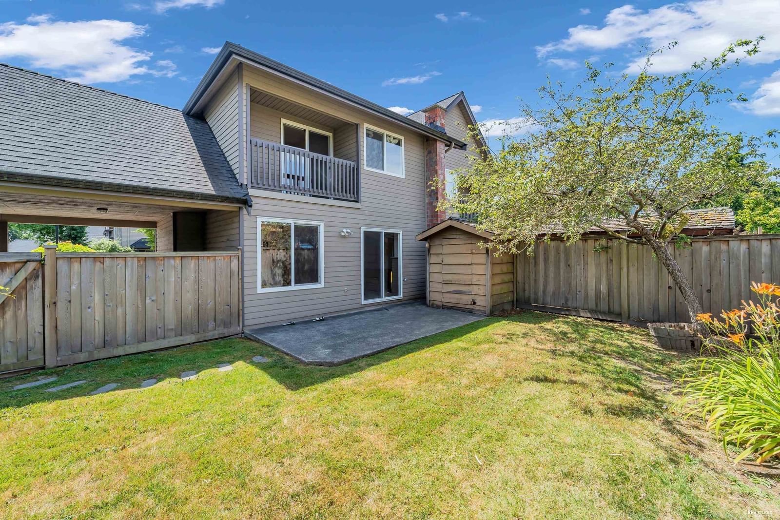 Listing Image 19