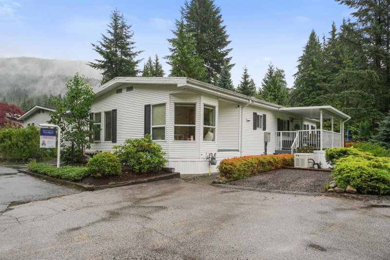 78 - 3295 Sunnyside Road