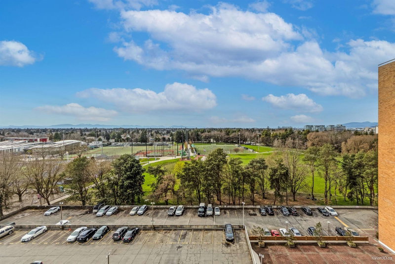 1209 - 6631 Minoru Boulevard