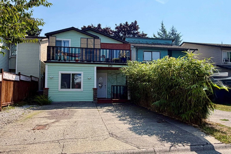 404 Bruneau Place