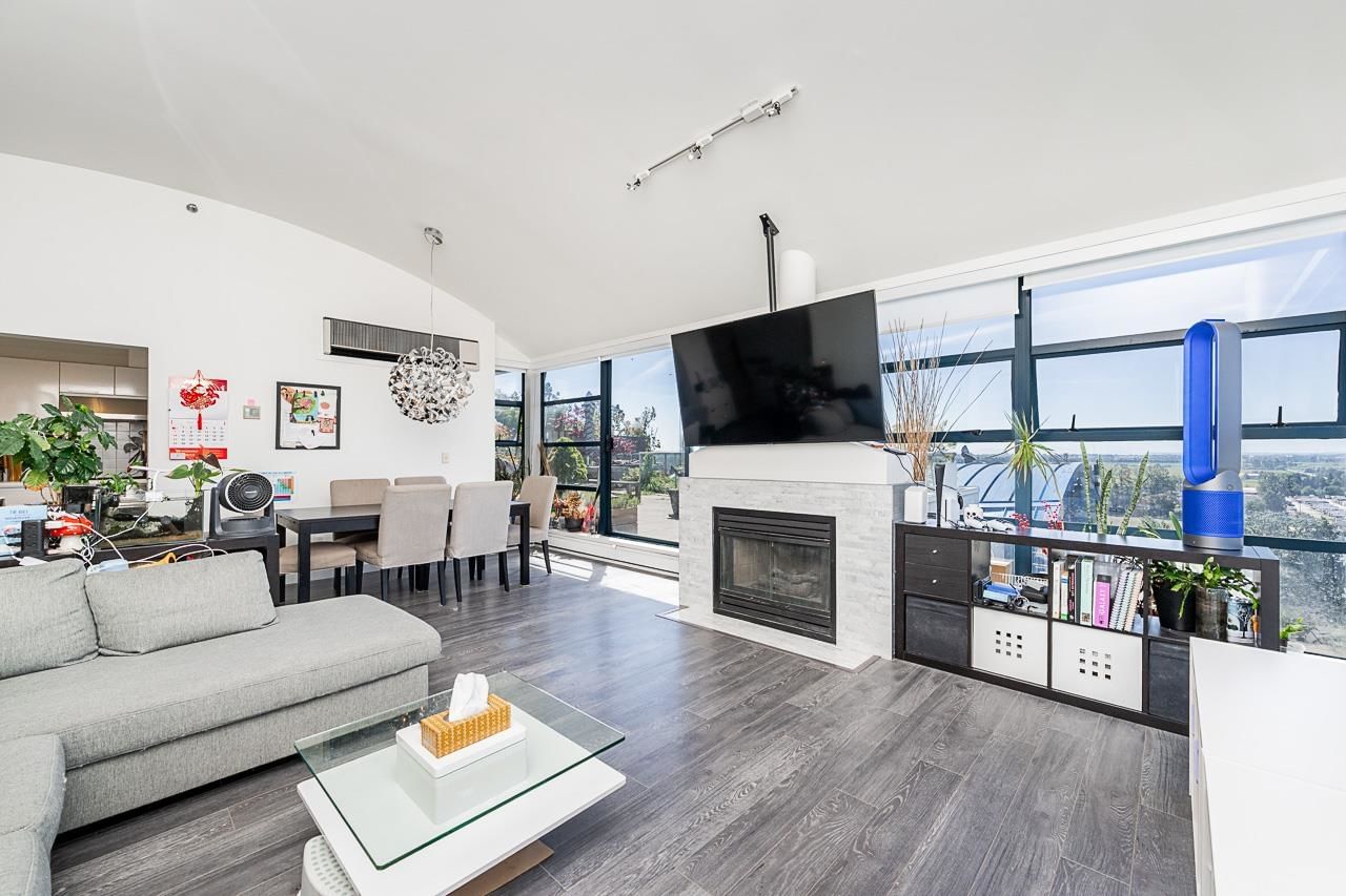 Listing Image 10