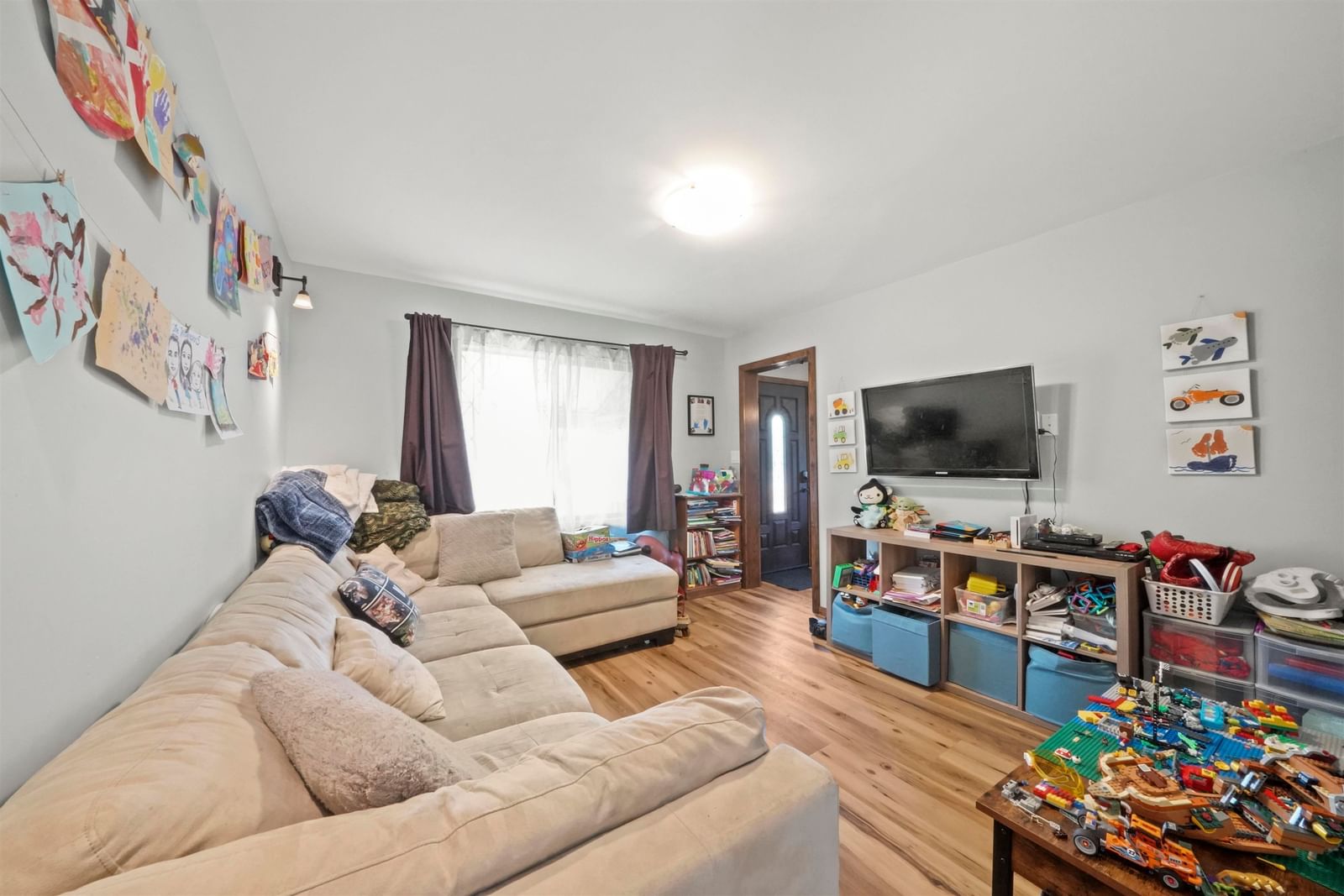 Listing Image 21