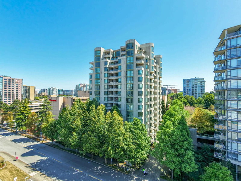 1106 - 7380 Elmbridge Way
