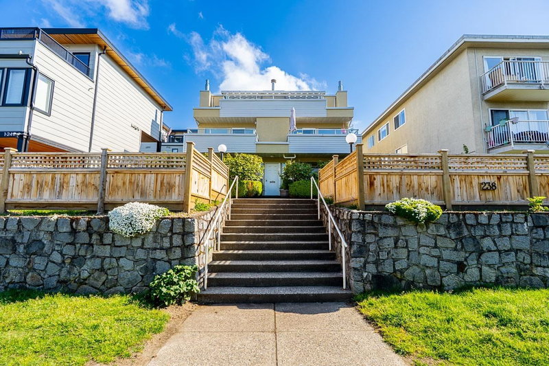 238 4th Street W