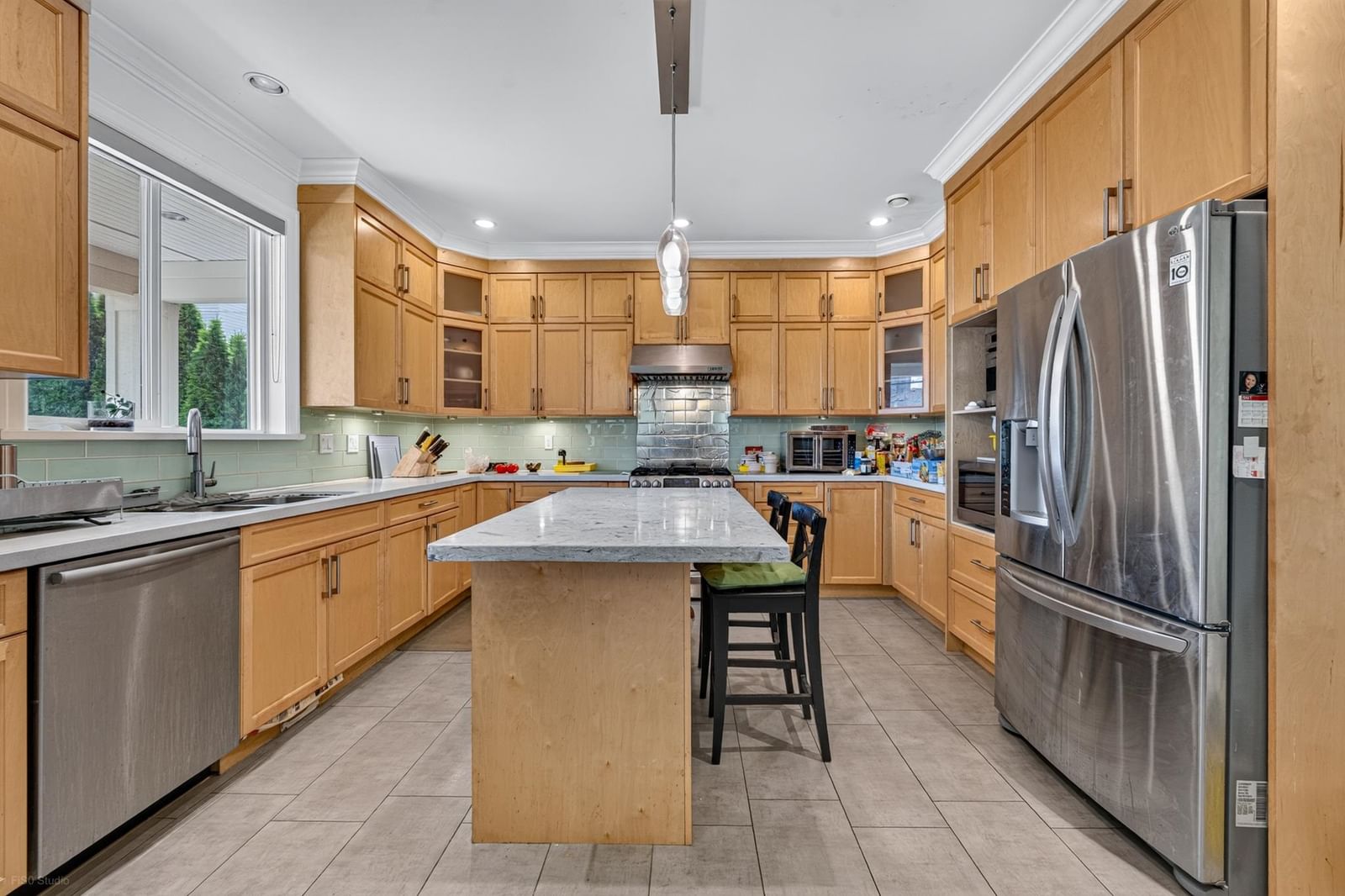 Listing Image 20