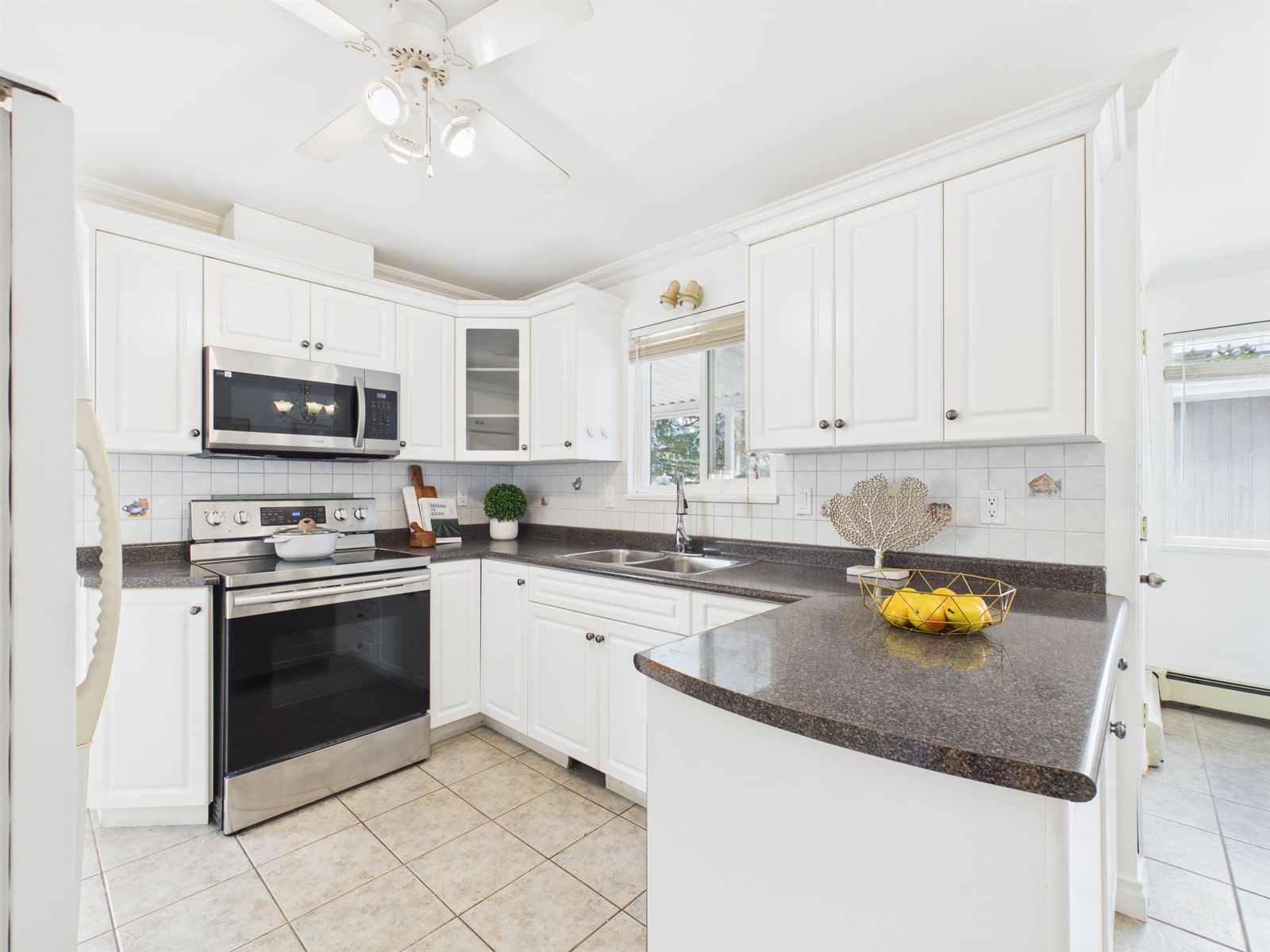 Listing Image 16