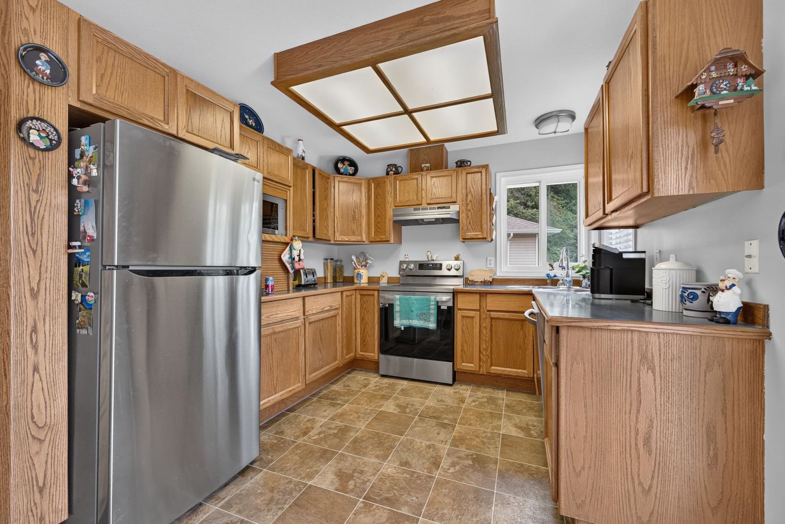 Listing Image 10