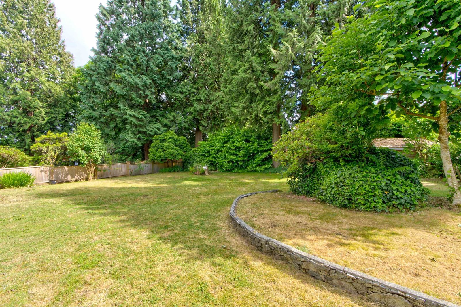 Listing Image 28