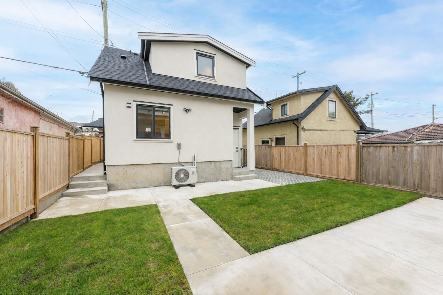 Listing Image 32