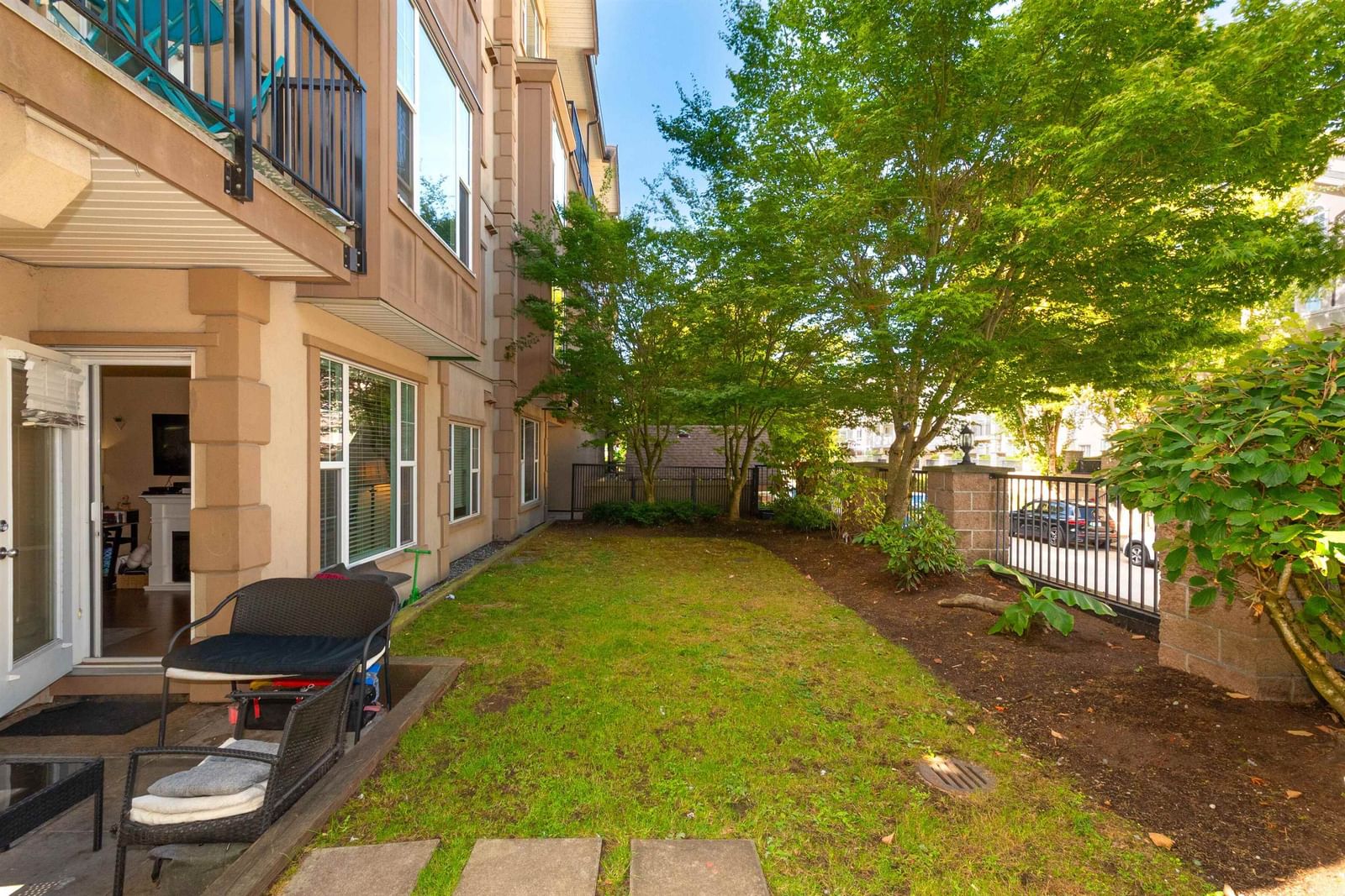 Listing Image 22