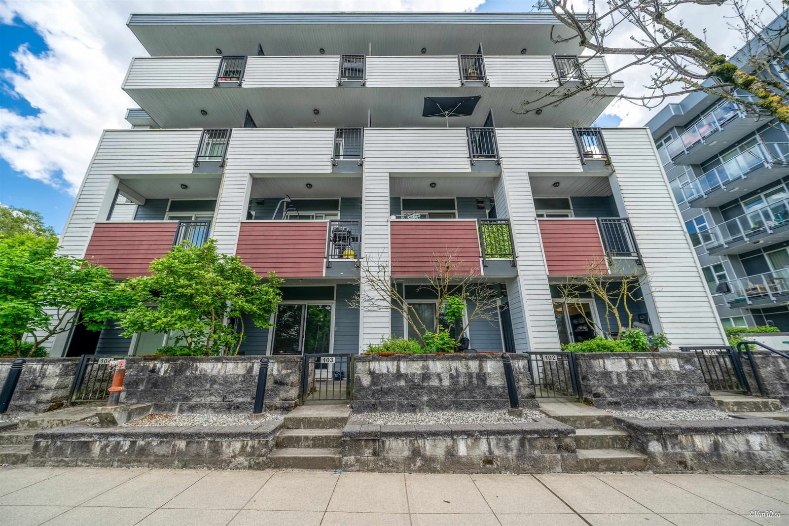 Listing Image 18
