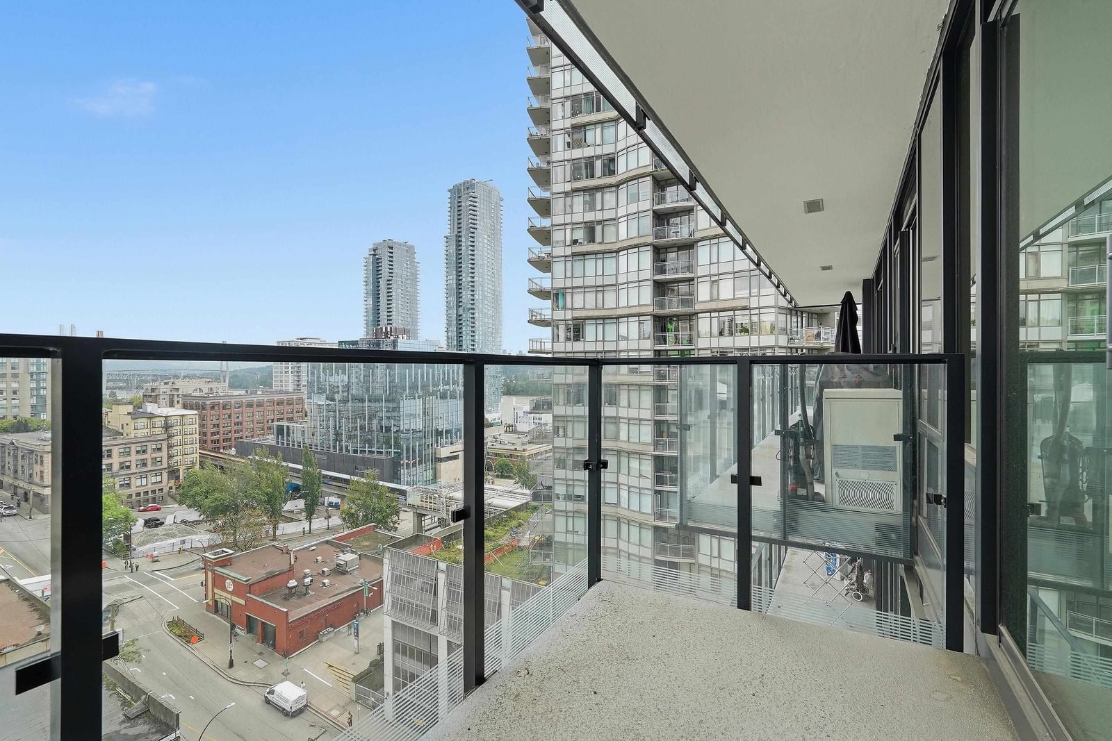 Listing Image 9