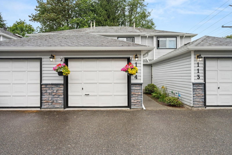 9507 208 Street #114, Langley, British Columbia